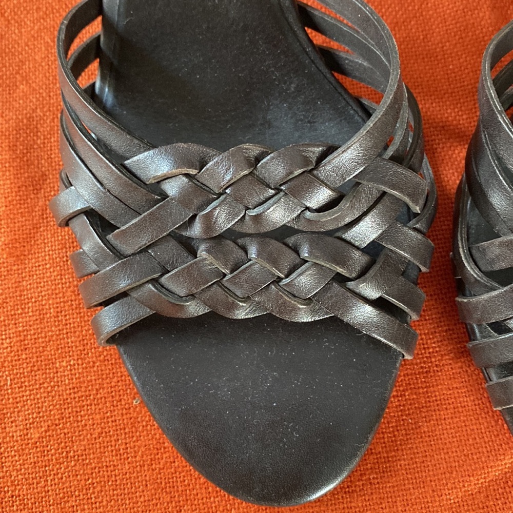 Banana Republic braided dark brown leather 3” slip on heels - Picture 4 of 7